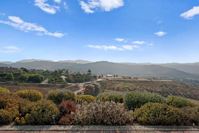 $1,312,000 | 2975 Dos Lomas, Fallbrook, CA 92028