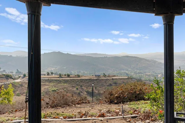 $1,250,000 | 2975 Dos Lomas, Fallbrook, CA 92028