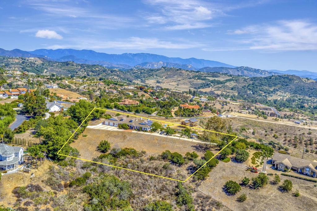 2975 Dos Lomas Fallbrook, CA 92028 - Photo 52 of 53 Approximate Property Lines