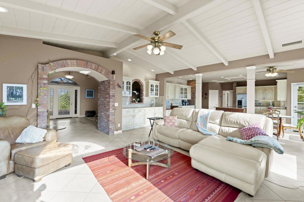 2975 Dos Lomas Fallbrook, CA 92028 - Photo 6 of 53