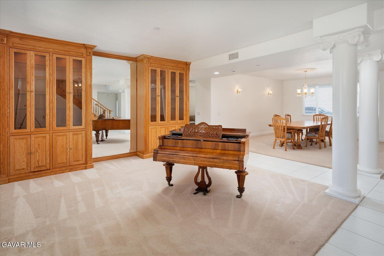 7650 Soledad Canyon Road Acton, CA 93510 - Photo 17 of 94 026-Living Room