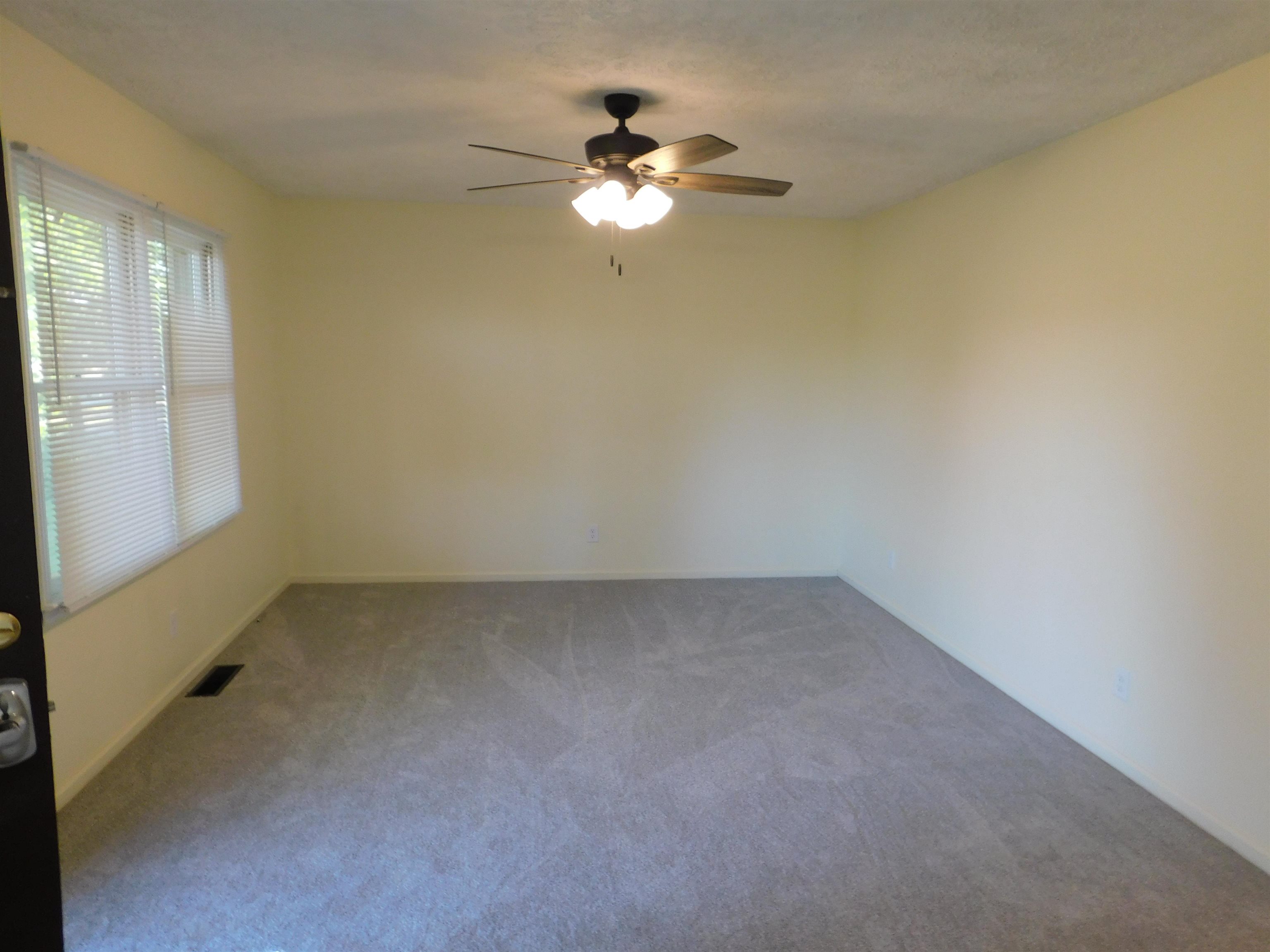 527 North Gate Road Gaffney, SC 29341 - Photo 16 of 44