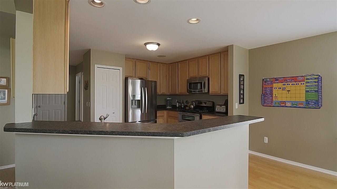 53080 Molenda Road Chesterfield, MI 48051 - Photo 8 of 44