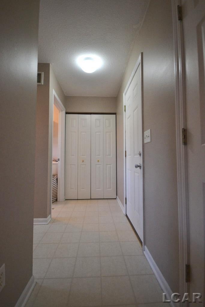 3120 Cobblestone Ridge Tecumseh, MI 49286 - Photo 14 of 29 50141947-b701357f-2f99-4b57-81c6-79cd82a86450.JPG