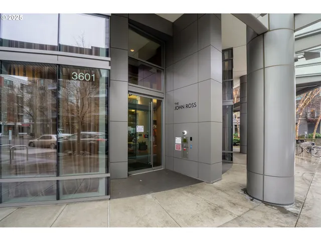 $449,900 | 3601 South River Parkway, Unit 800, Portland, OR 97239