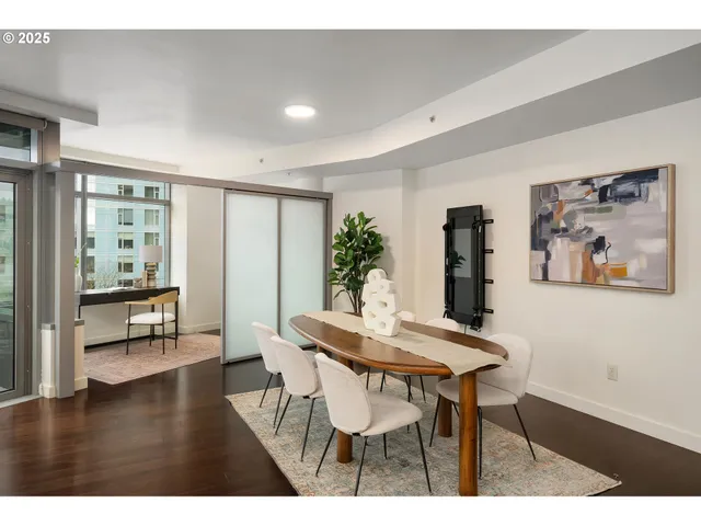 $449,900 | 3601 South River Parkway, Unit 800, Portland, OR 97239