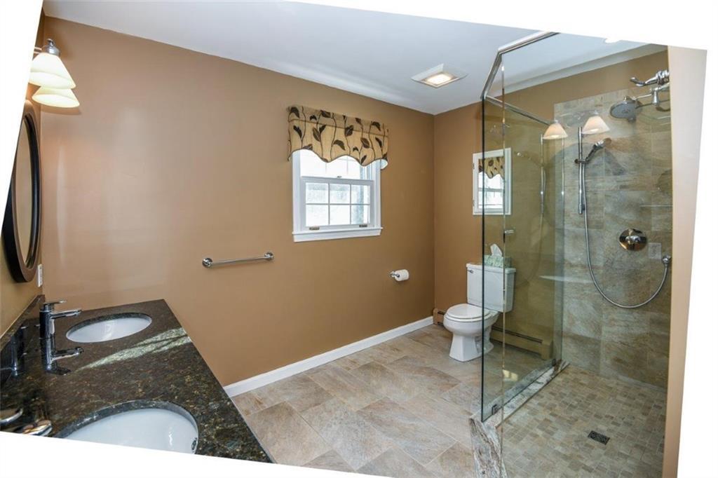 17 Ridgeway Road Scarborough, ME 04074 - Photo 24 of 33 Master bath