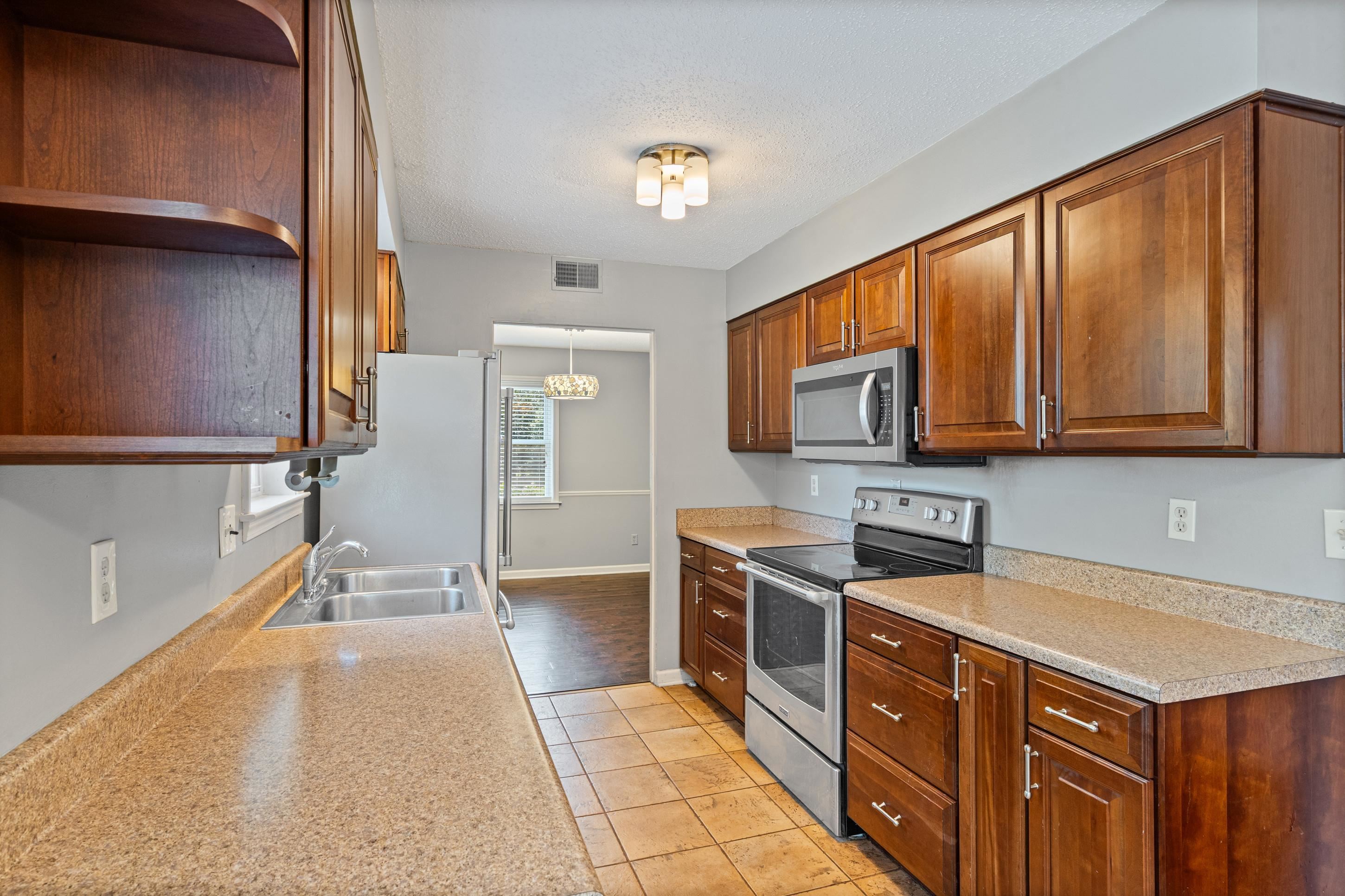 461 Dove Valley Road Collierville, TN 38017 - Photo 8 of 33