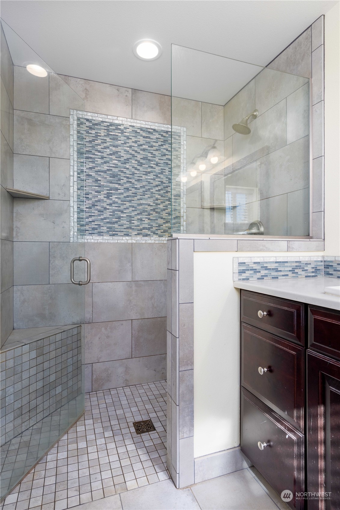 142 Literal Road Chehalis, WA 98532 - Photo 14 of 40 a bathroom with a granite countertop shower