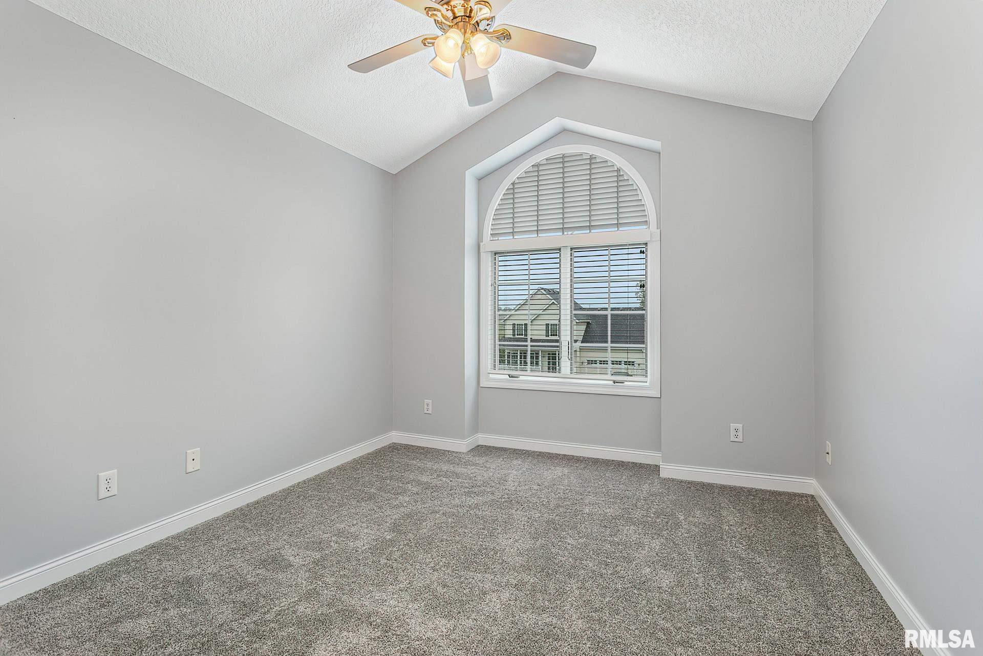 1105 West Spring Street Eldridge, IA 52748 - Photo 39 of 49 Gallery Image 39