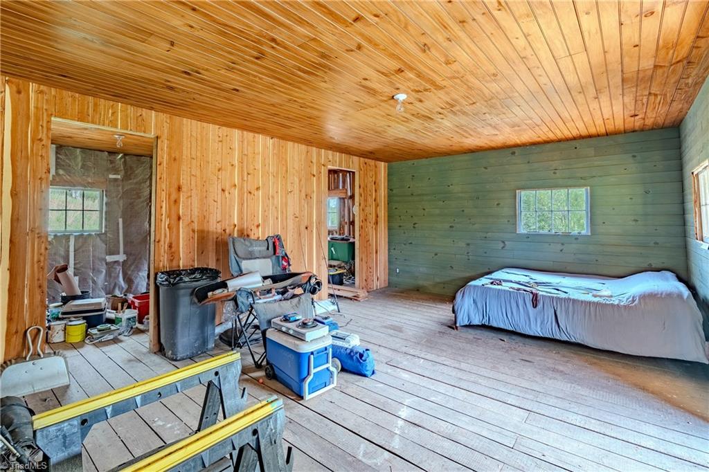 585 Oak Grove Church Road Mount Airy, NC 27030 - Photo 16 of 34