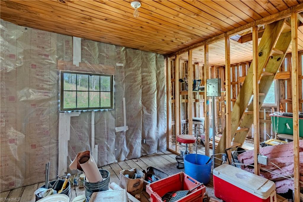 585 Oak Grove Church Road Mount Airy, NC 27030 - Photo 18 of 34