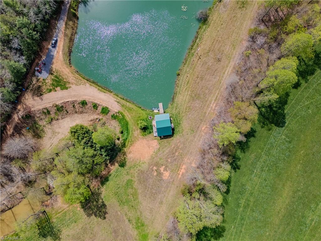 585 Oak Grove Church Road Mount Airy, NC 27030 - Photo 21 of 34