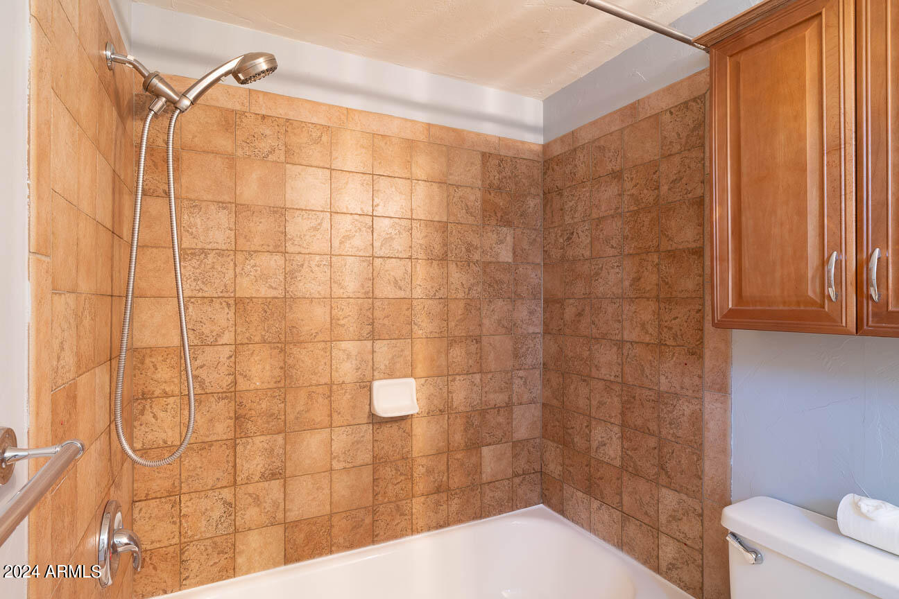 1547 West Utopia Road Phoenix, AZ 85027 - Photo 9 of 15 DSC00406