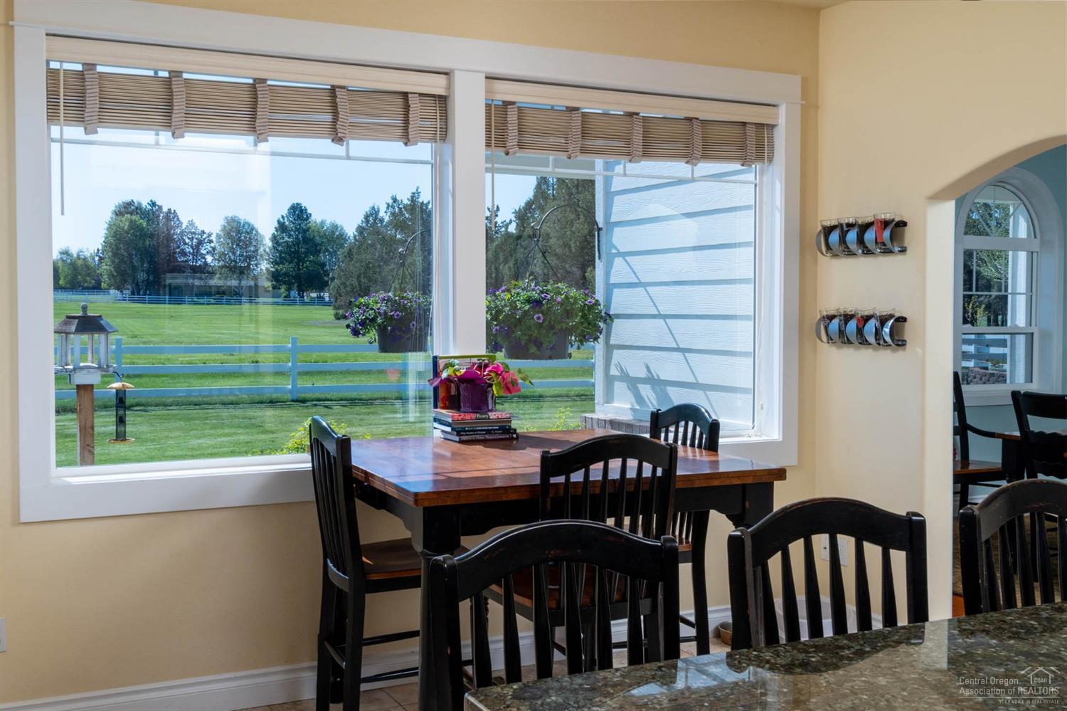 64490 Research Road Bend, OR 97703 - Photo 5 of 25 Additional Photo