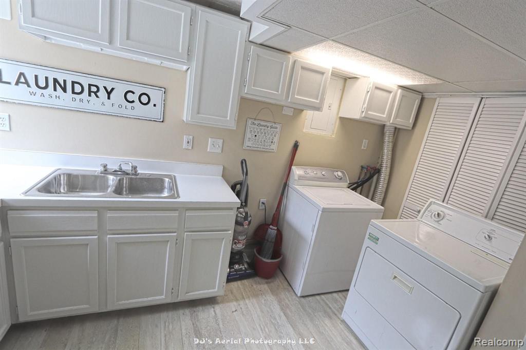 9223 Sheldon Road Plymouth, MI 48170 - Photo 28 of 46