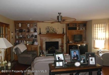 16 Ivy Drive Shavertown, PA 18708 - Photo 3 of 6 Gallery Image 3