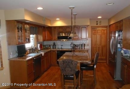 16 Ivy Drive Shavertown, PA 18708 - Photo 4 of 6 Gallery Image 4
