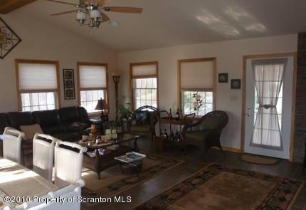 16 Ivy Drive Shavertown, PA 18708 - Photo 6 of 6 Gallery Image 6