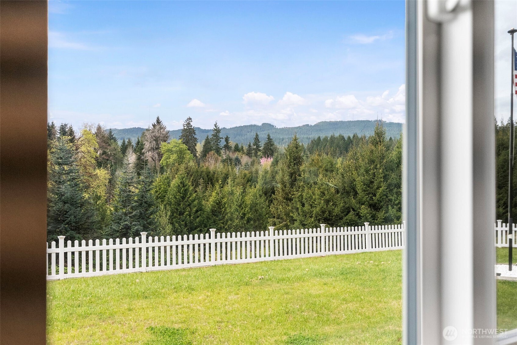 9611 West Belfair Valley Road Bremerton, WA 98312 - Photo 24 of 40