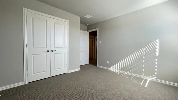 $2,349 | 2004 Scarlet Lane, Melissa, TX 75454