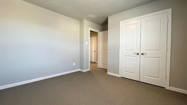 $2,349 | 2004 Scarlet Lane, Melissa, TX 75454