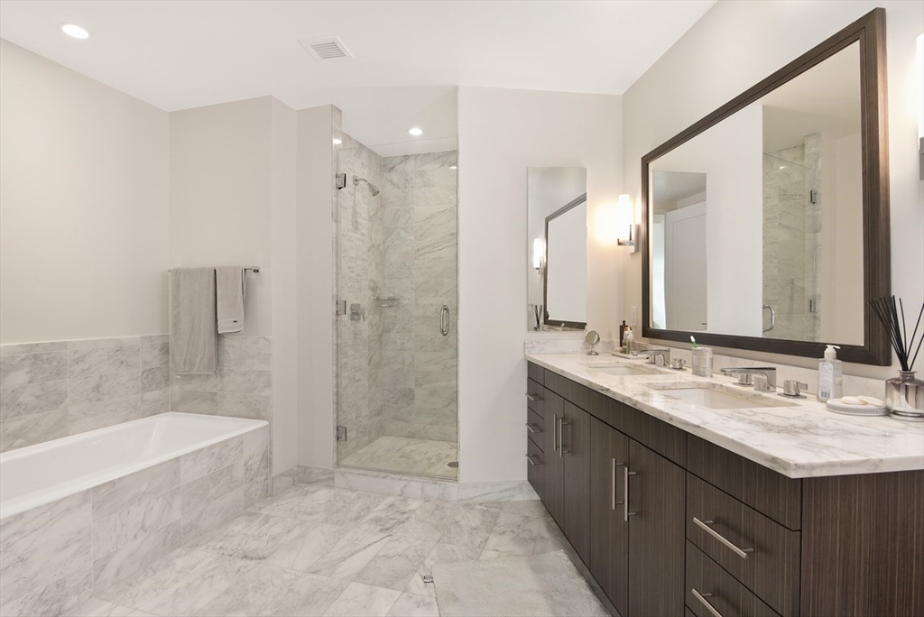 580 Washington Street, Unit 902 Boston, MA 02111 - Photo 10 of 13 Gallery Image 10