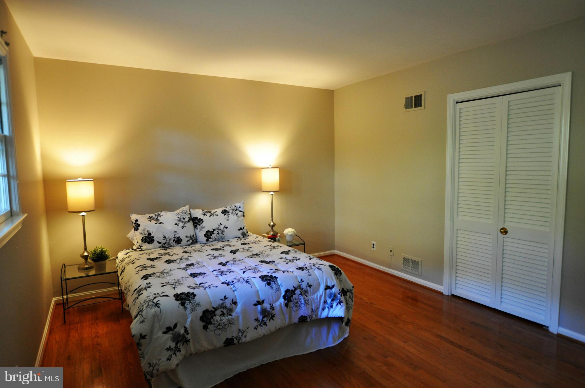3309 Midland Road Fairfax, VA 22031 - Photo 15 of 30 Bedroom (Master)