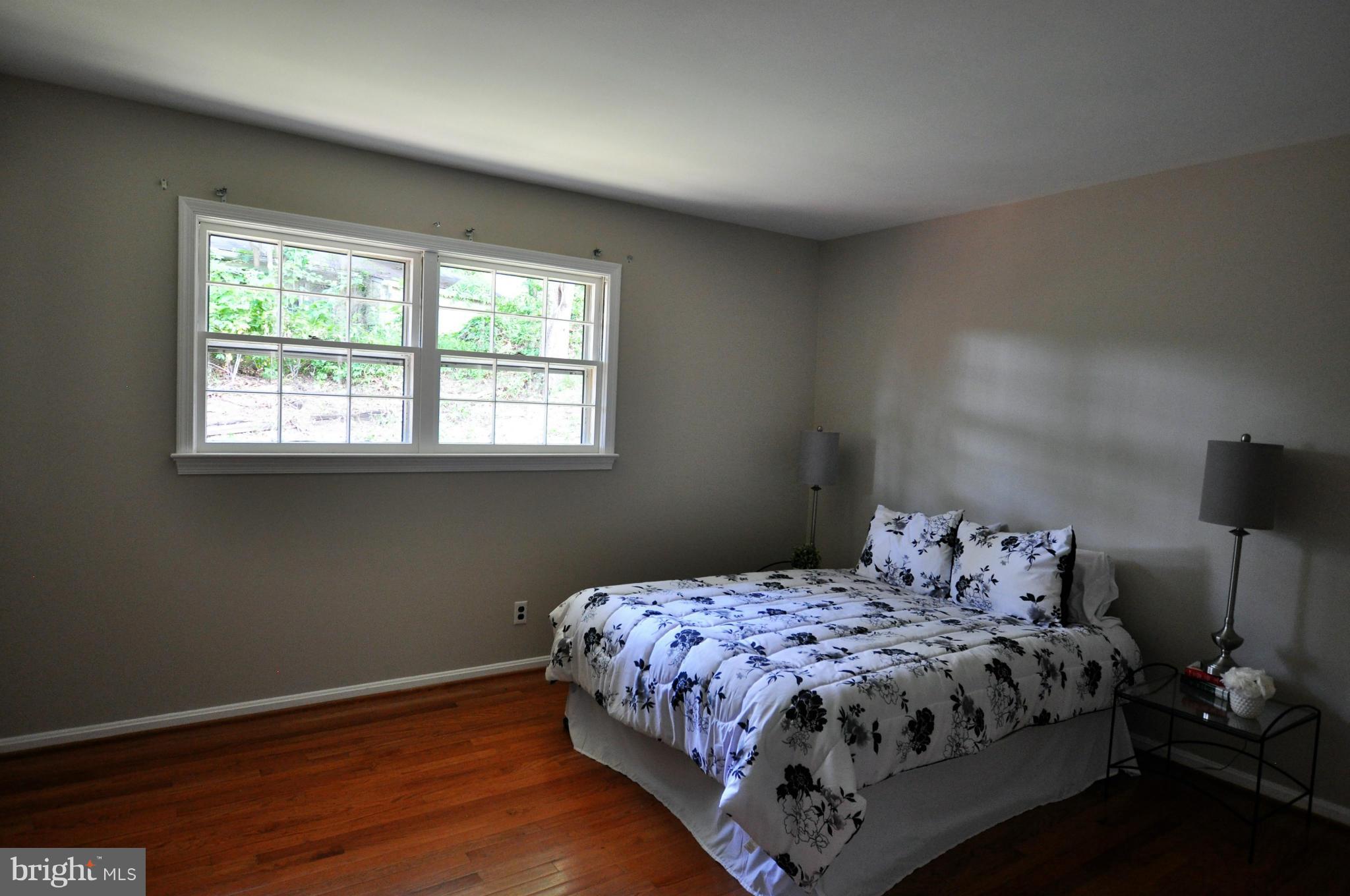 3309 Midland Road Fairfax, VA 22031 - Photo 16 of 30 Bedroom (Master)