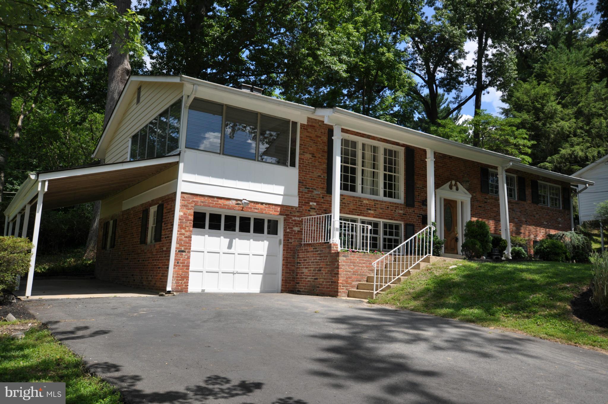 3309 Midland Road Fairfax, VA 22031 - Photo 26 of 30 Exterior (Rear)