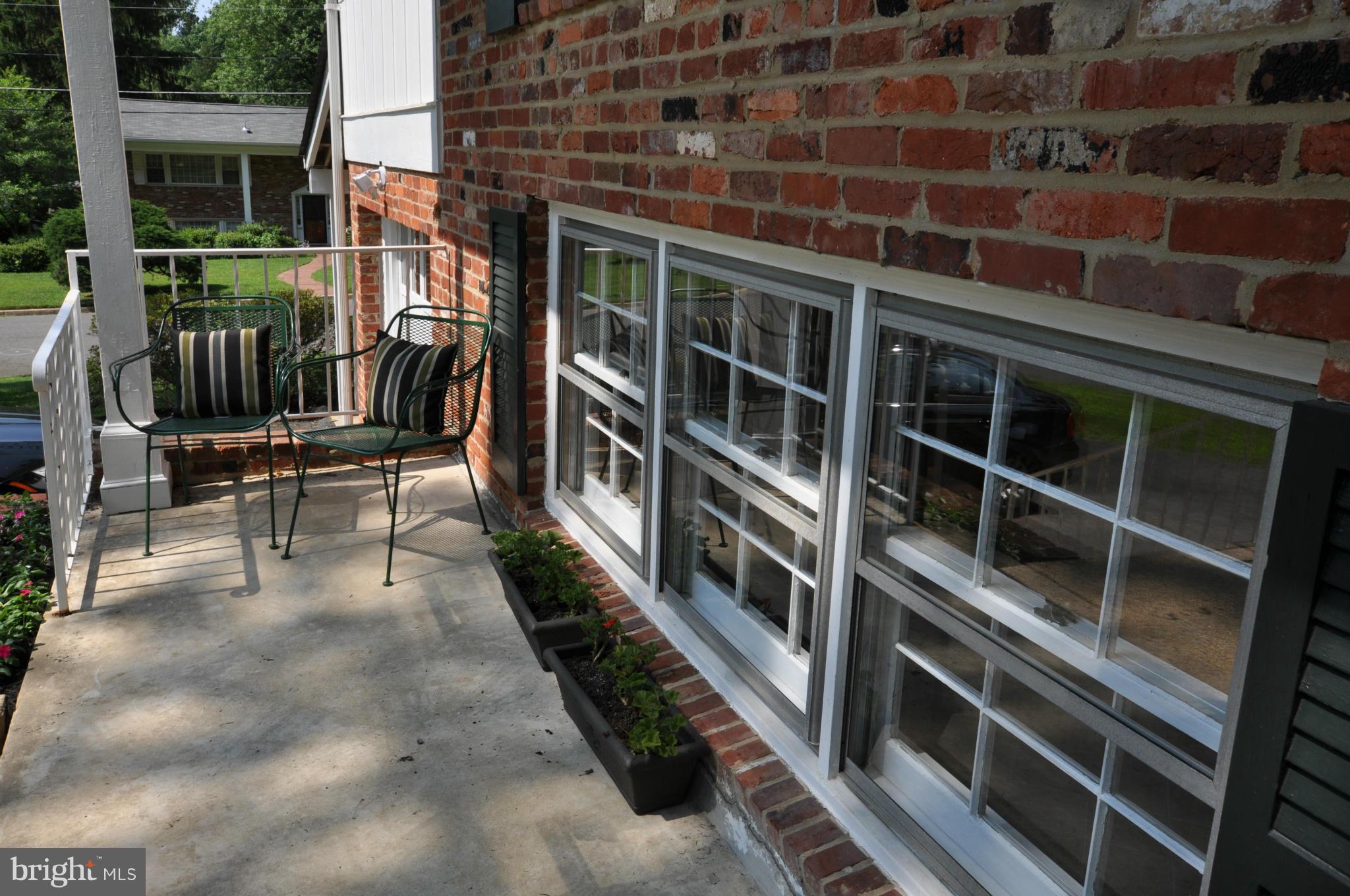 3309 Midland Road Fairfax, VA 22031 - Photo 27 of 30 Exterior (Front)
