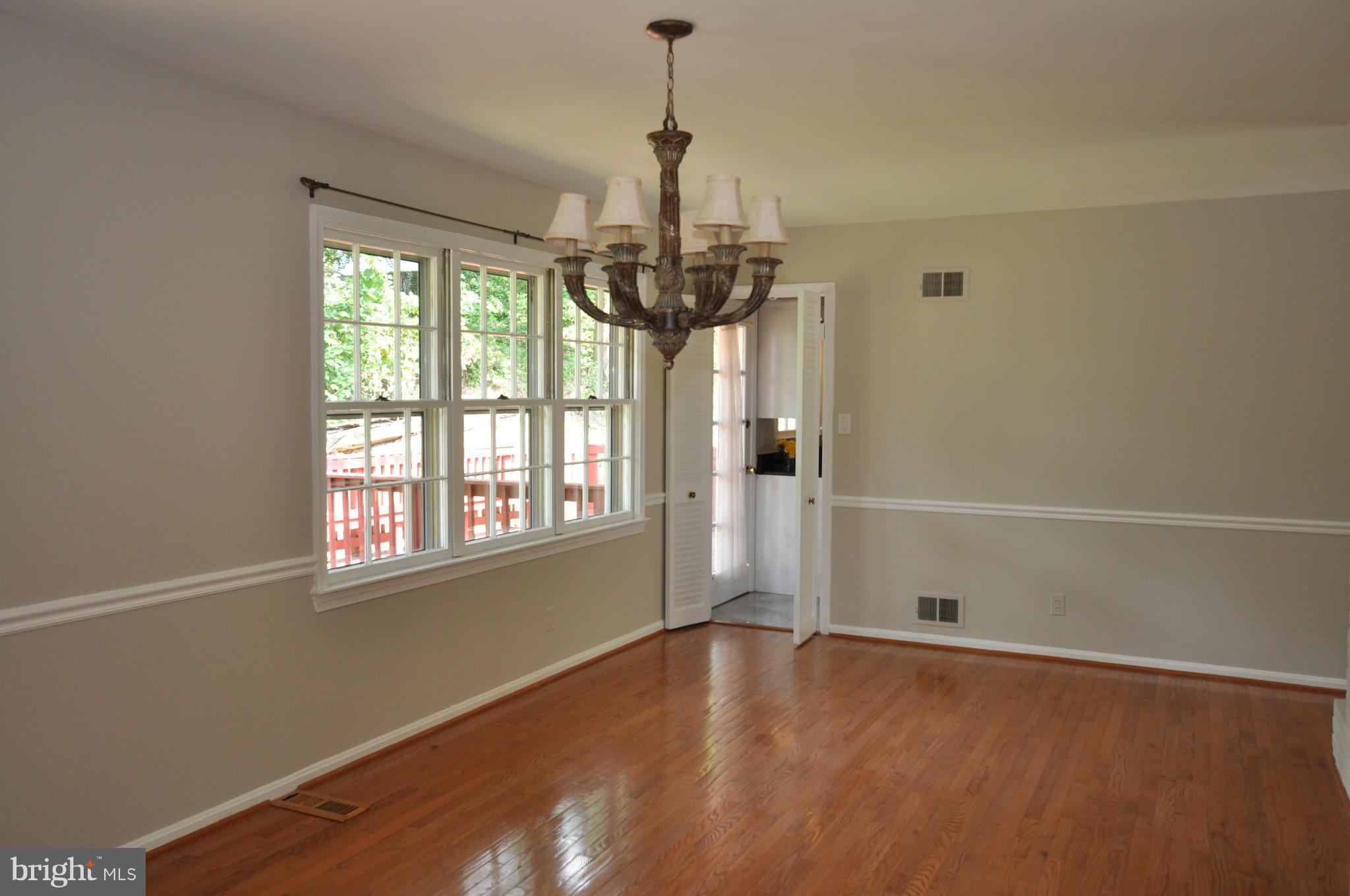3309 Midland Road Fairfax, VA 22031 - Photo 6 of 30 Dining Room
