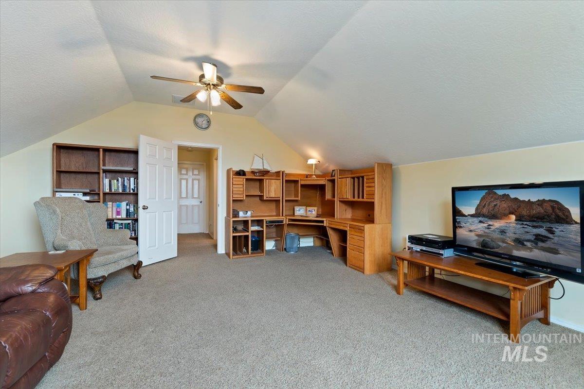 6424 Ustick Road Nampa, ID 83687 - Photo 34 of 46