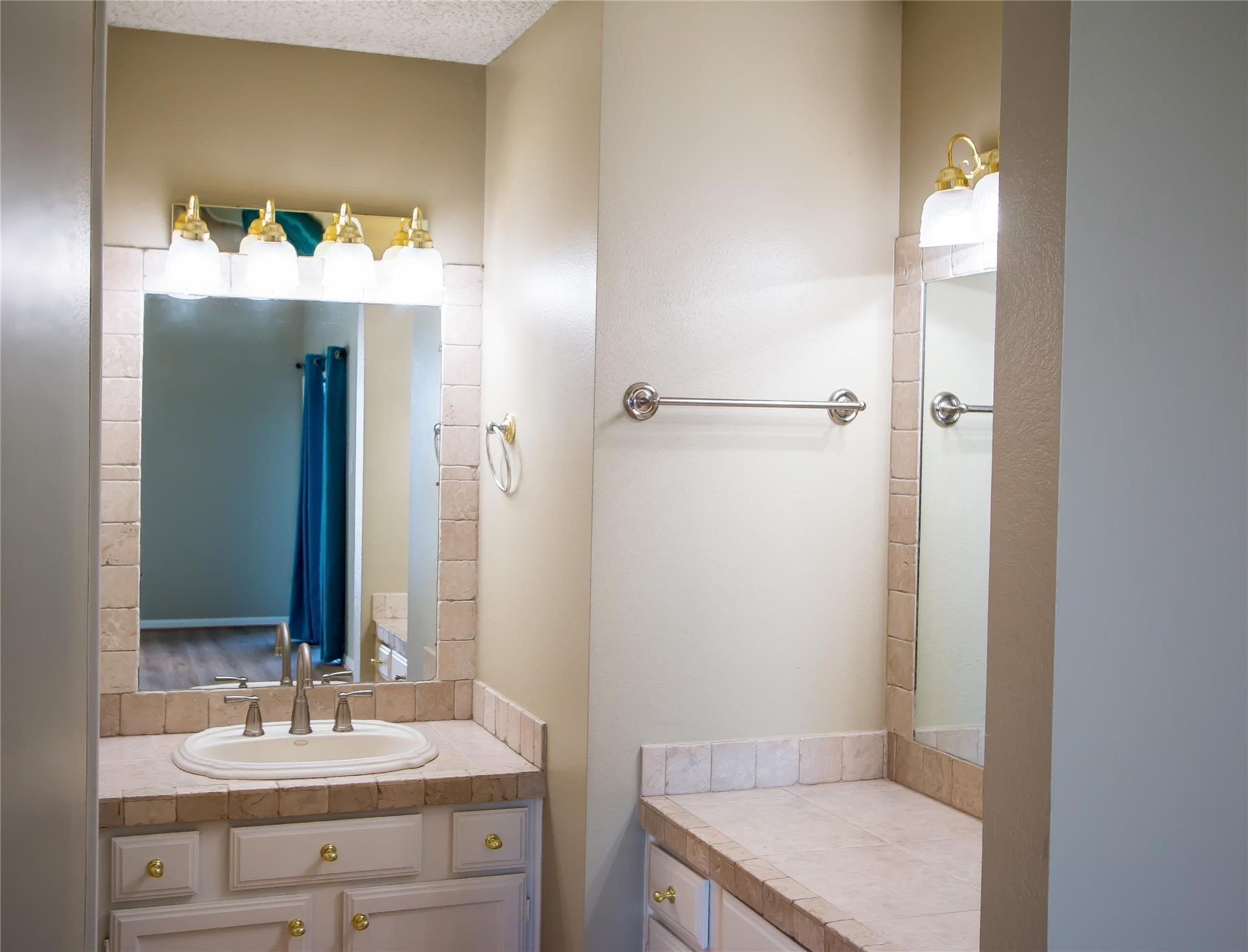 202 Lakeview Terrace, Unit H Conroe, TX 77356 - Photo 19 of 37