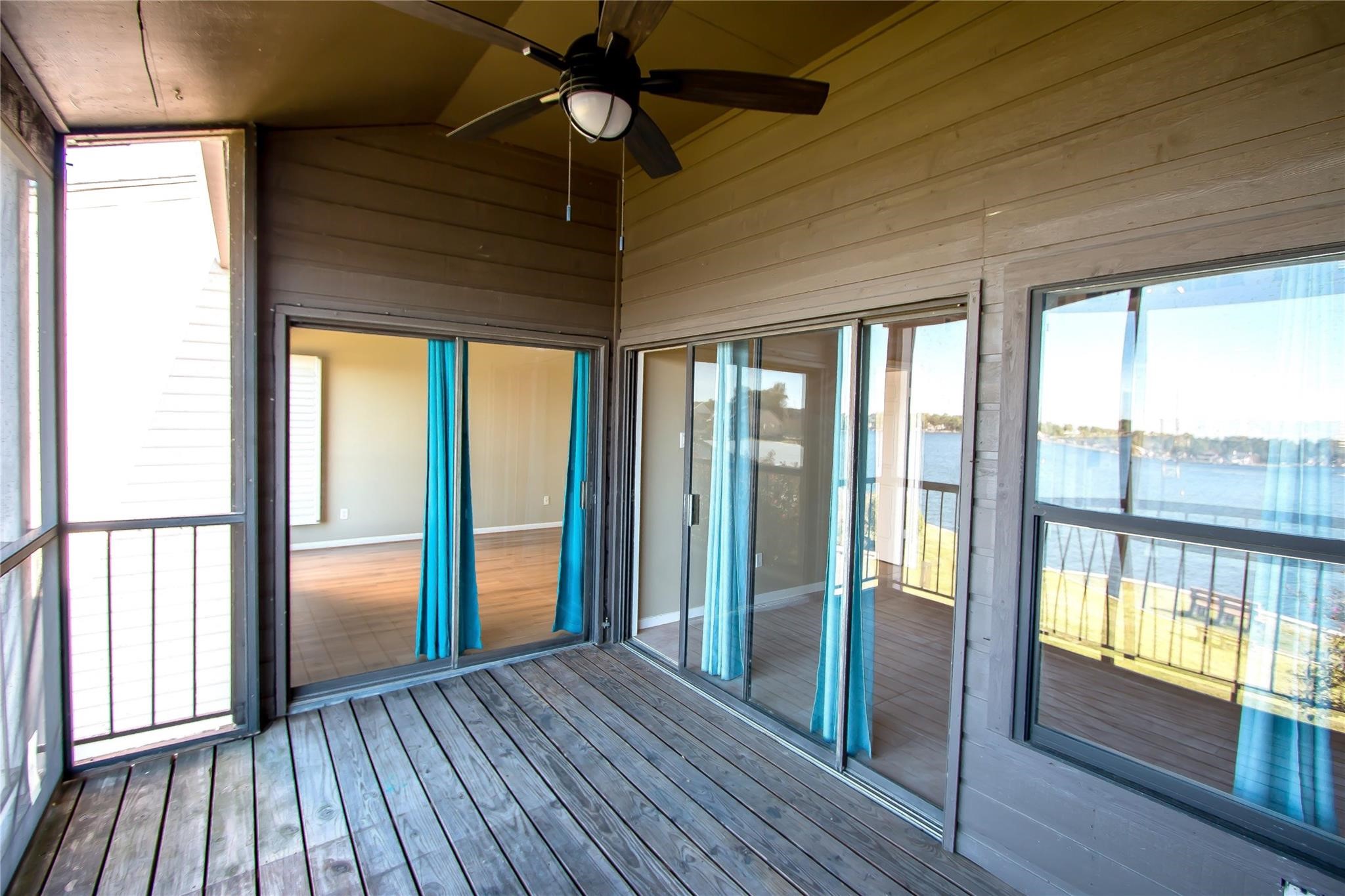 202 Lakeview Terrace, Unit H Conroe, TX 77356 - Photo 21 of 37