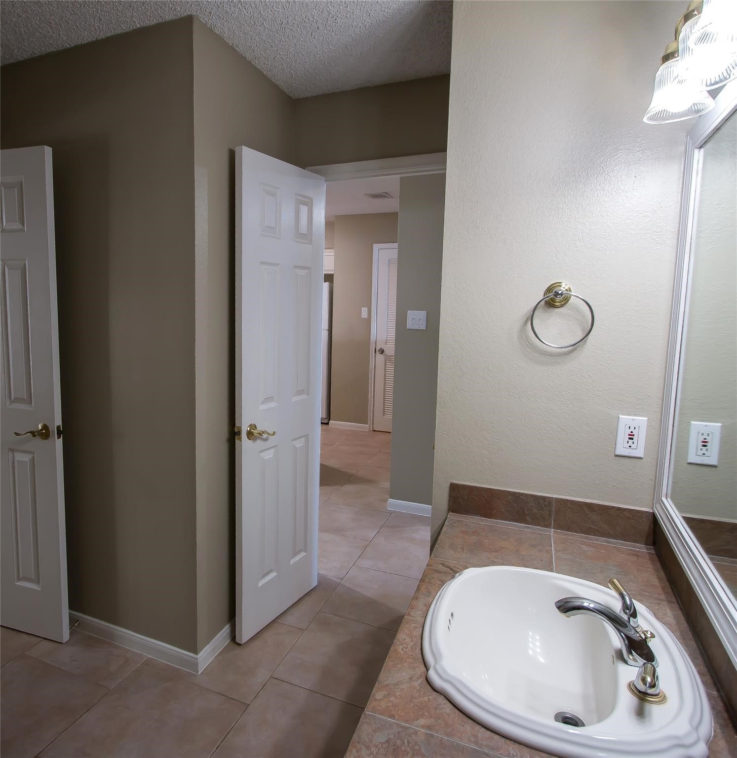 202 Lakeview Terrace, Unit H Conroe, TX 77356 - Photo 28 of 37