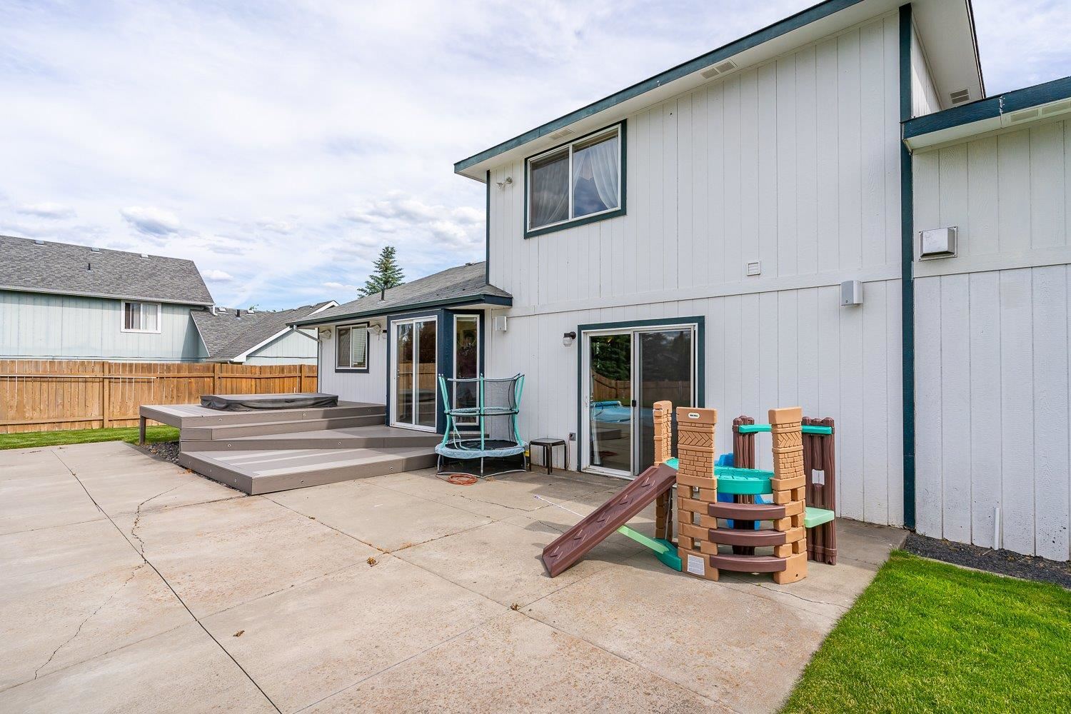 123 East Ballard Road Colbert, WA 99005 - Photo 23 of 37