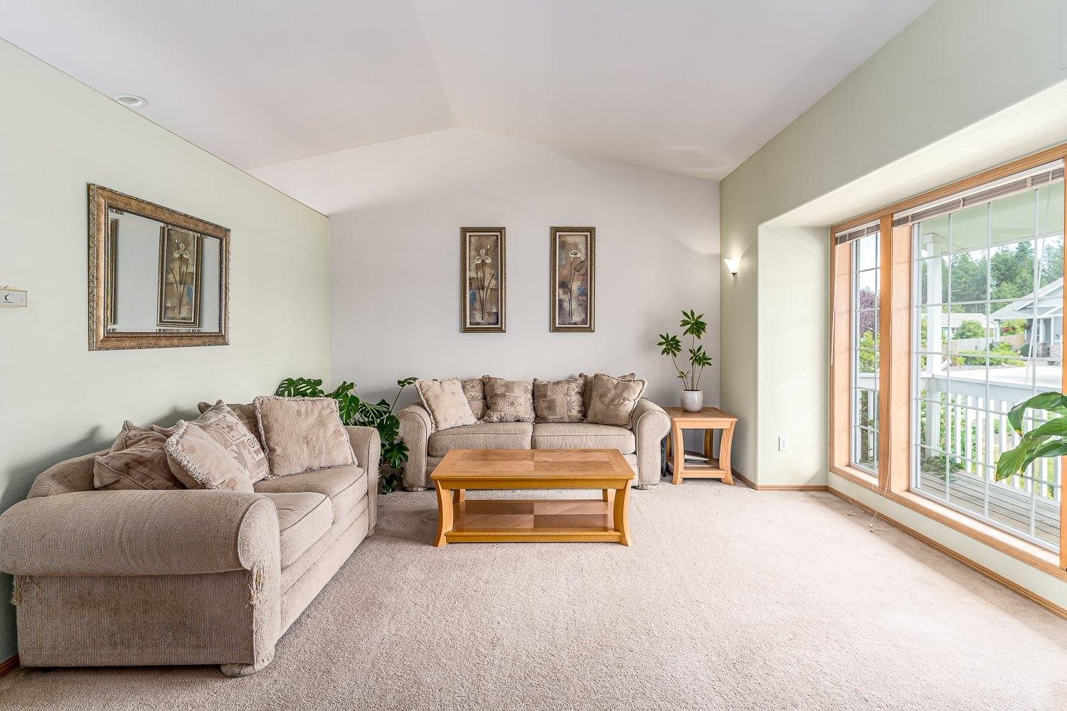 123 East Ballard Road Colbert, WA 99005 - Photo 4 of 37