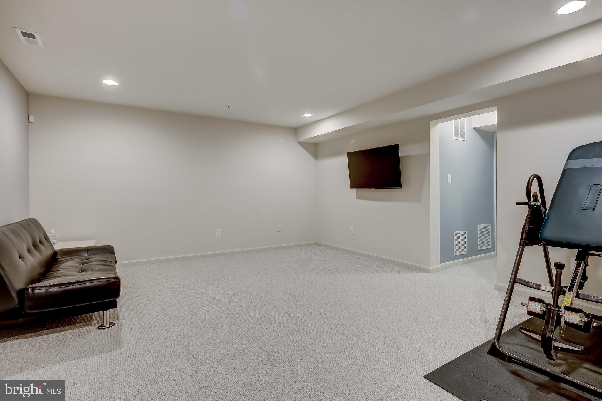 1638 Renaissance Drive Baltimore, MD 21221 - Photo 21 of 29 Family Room on Lower Level