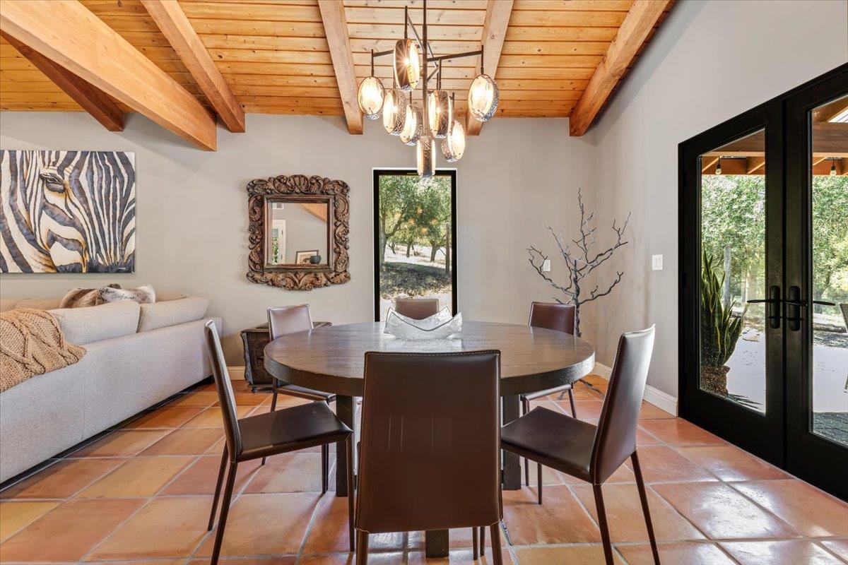 2727 Thomas Road Hollister, CA 95023 - Photo 53 of 83 a dining room with furniture and window