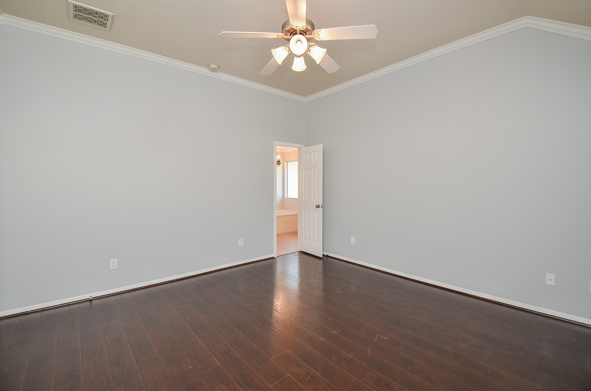 25226 Diamond Ranch Drive Katy, TX 77494 - Photo 15 of 28 an empty room with a window and a fan