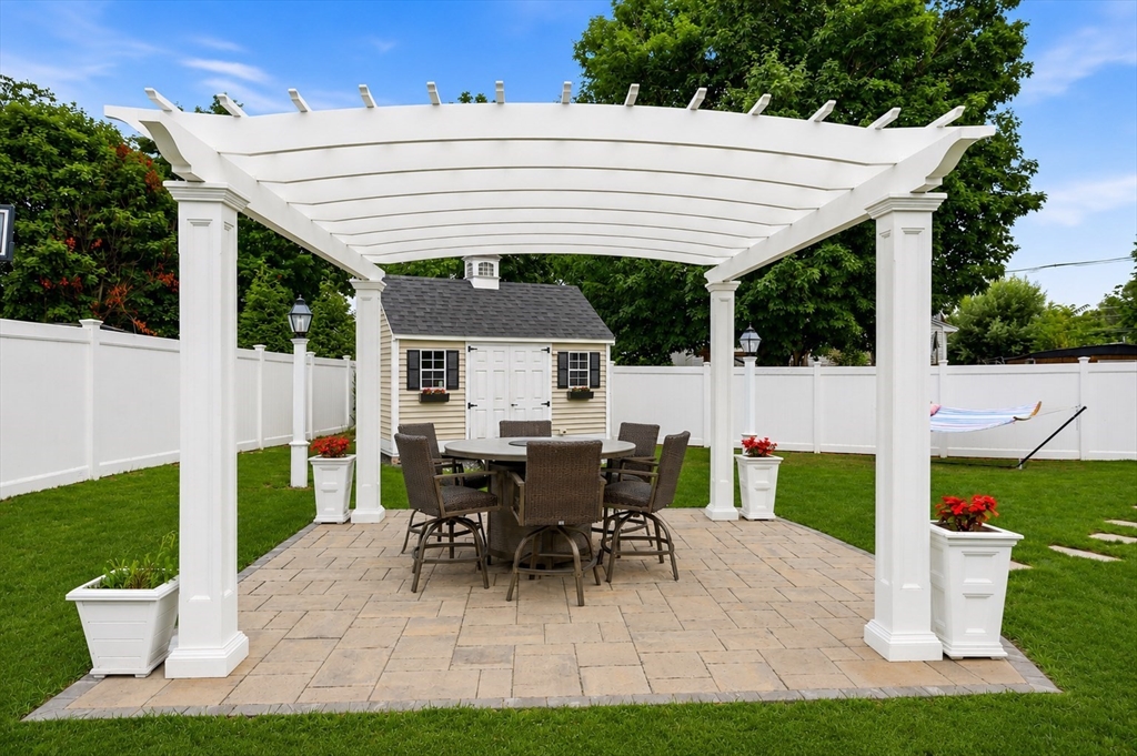 15 Riverside Court Norwood, MA 02062 - Photo 11 of 42