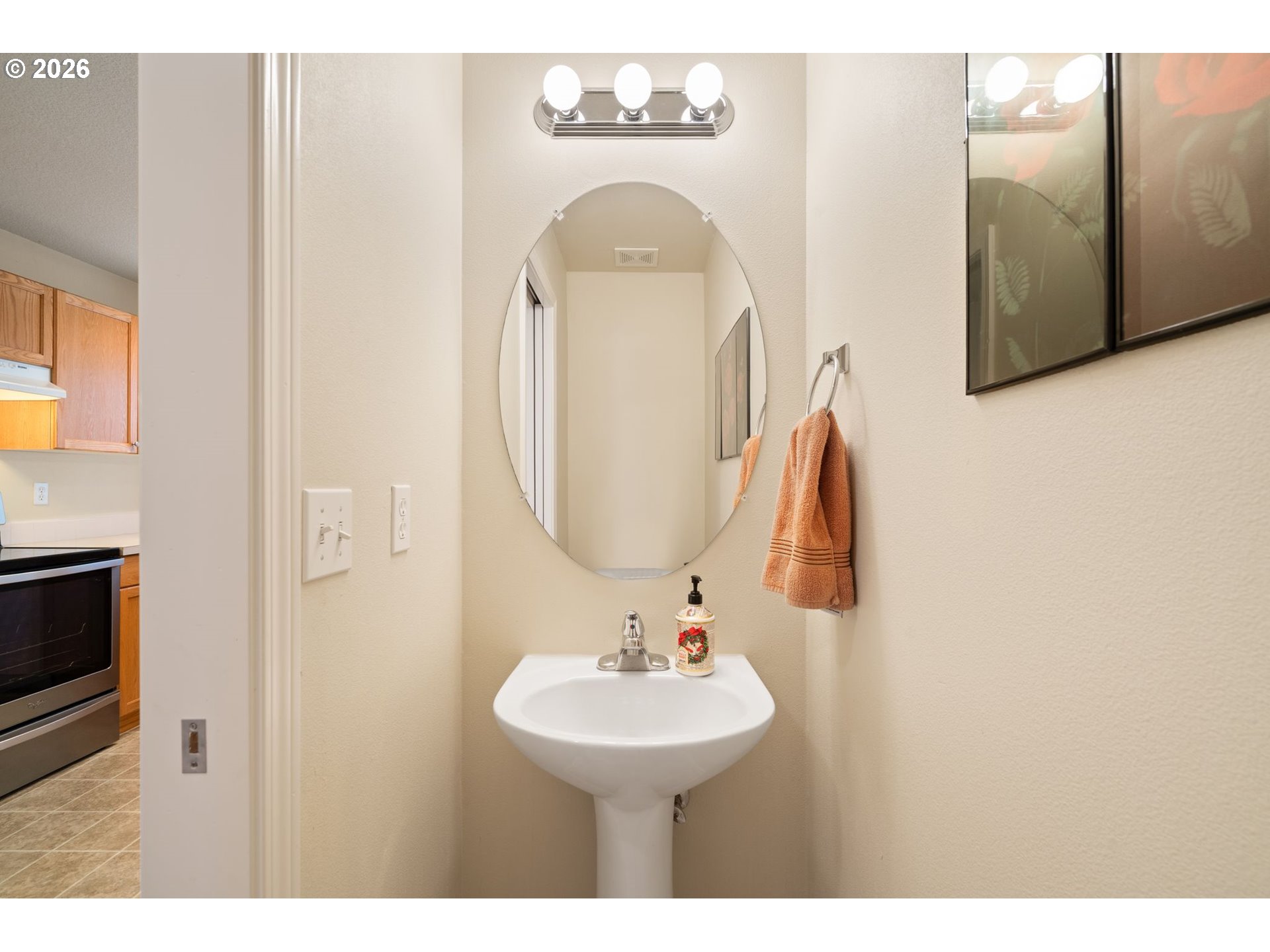 618 Northeast Mariners Loop Portland, OR 97211 - Photo 18 of 40 Gallery Image 18