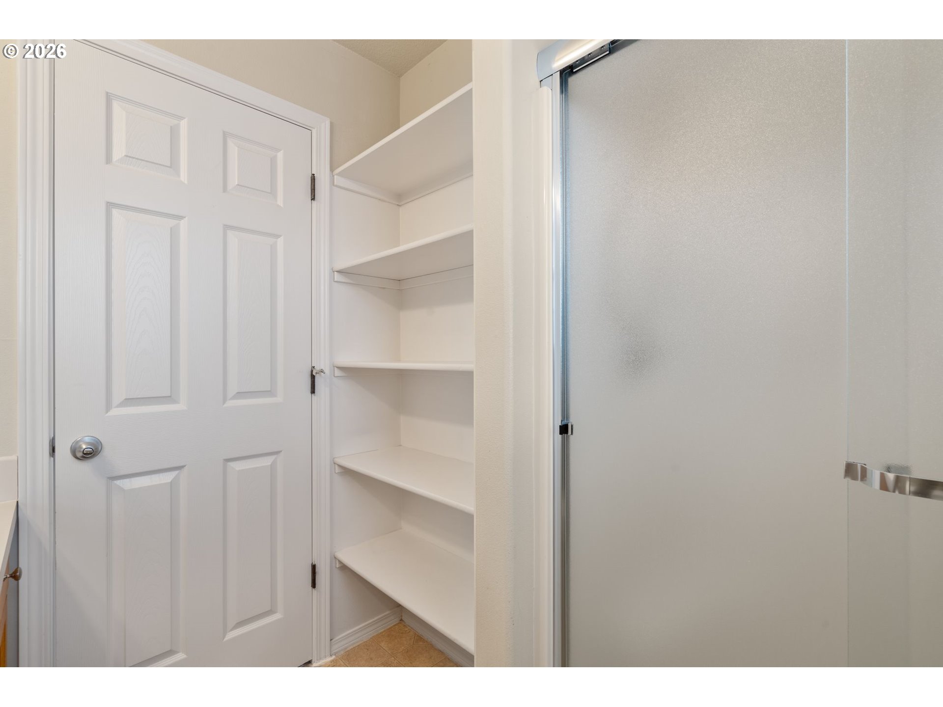 618 Northeast Mariners Loop Portland, OR 97211 - Photo 27 of 40 Gallery Image 27
