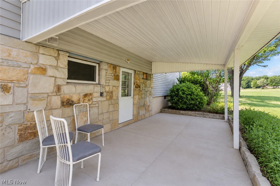 4146 Barclay Messerly Road Southington, OH 44470 - Photo 16 of 18