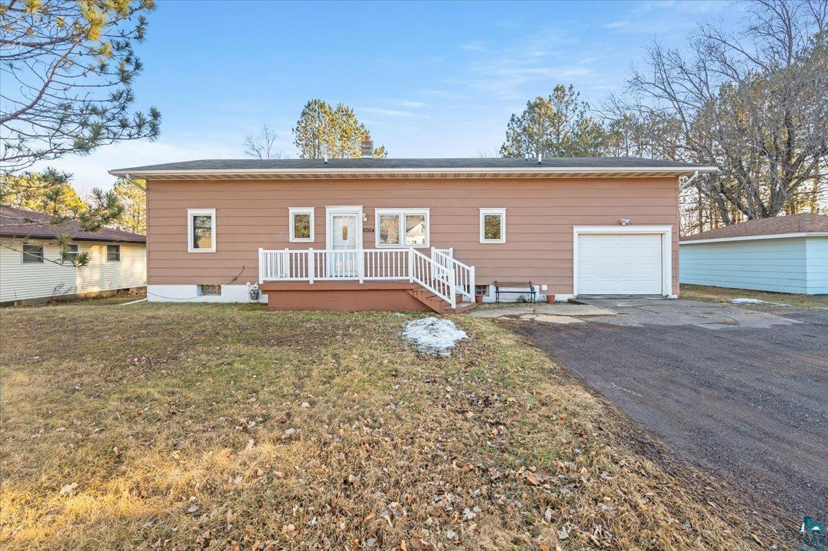2004 Anderson Road Duluth, MN 55811 - Photo 1 of 30 Gallery Image 1