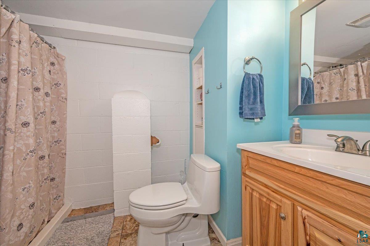 2004 Anderson Road Duluth, MN 55811 - Photo 19 of 30 Gallery Image 19