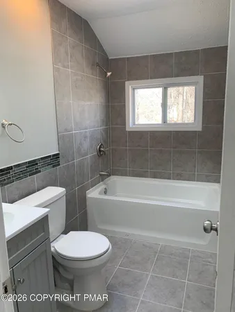 $2,000 | 1654 Sunnyside Drive, Tobyhanna, PA 18466