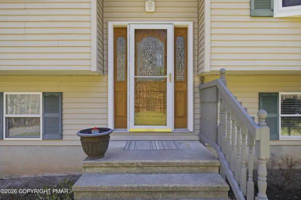 $349,999 | 202 Mills Road, Saylorsburg, PA 18353