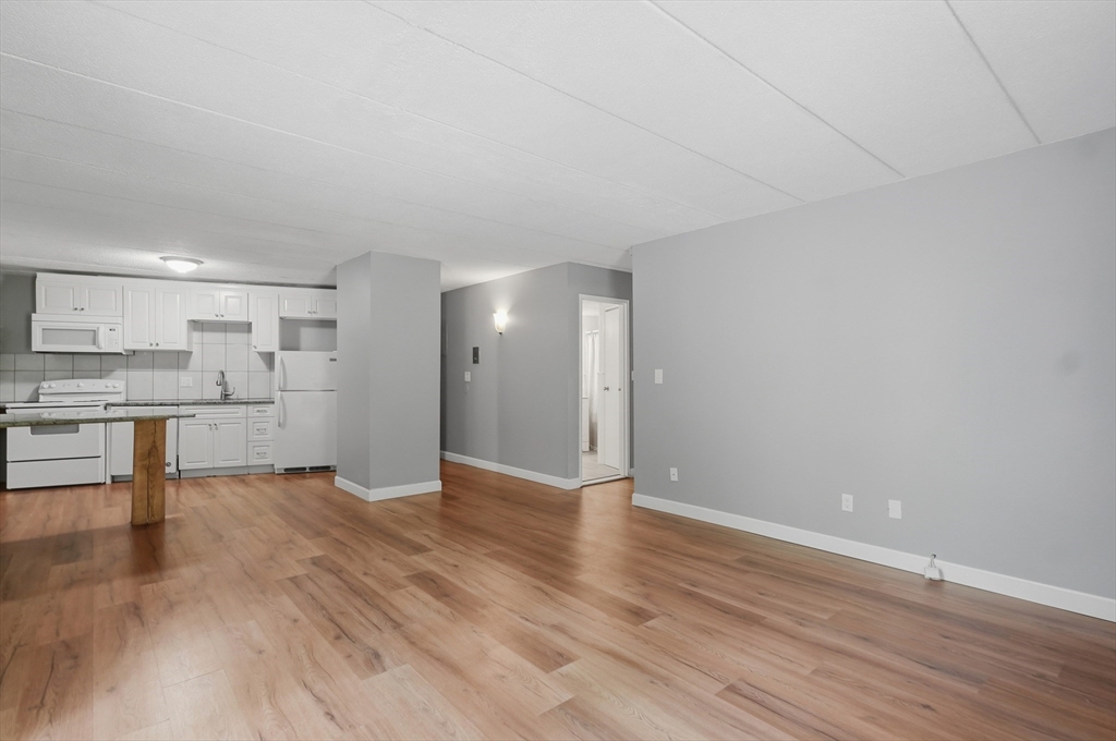 152 Turner Road, Unit 38 Holliston, MA 01746 - Photo 11 of 23
